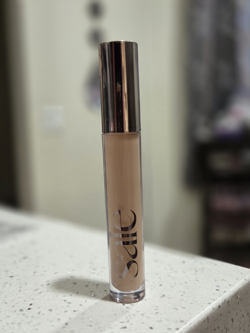 SAIE Liquid Concealer - Neutral Beige HB ONE&HALF